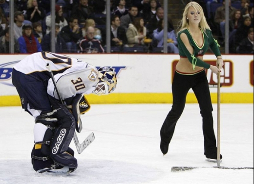 Beautiful NHL Ice Crew Girls Photos