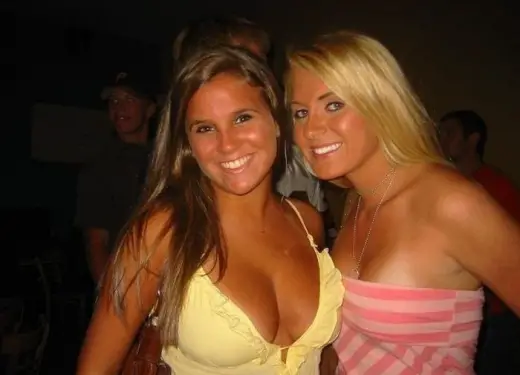 Random Picture of Sexy Chicks