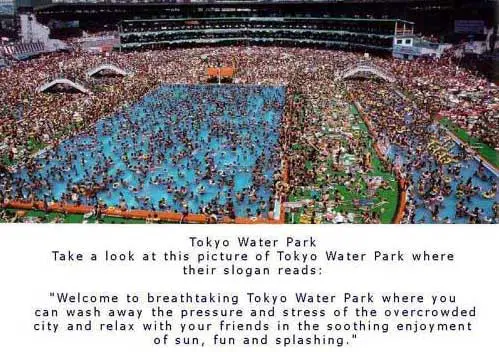 Crowded Tokyo Waterpark 