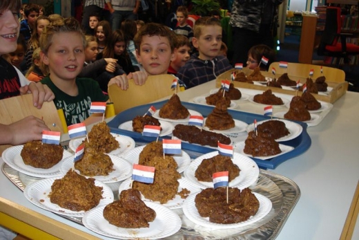 Poopy Cake, Anyone?