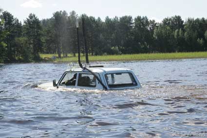 Lada Niva Submarine