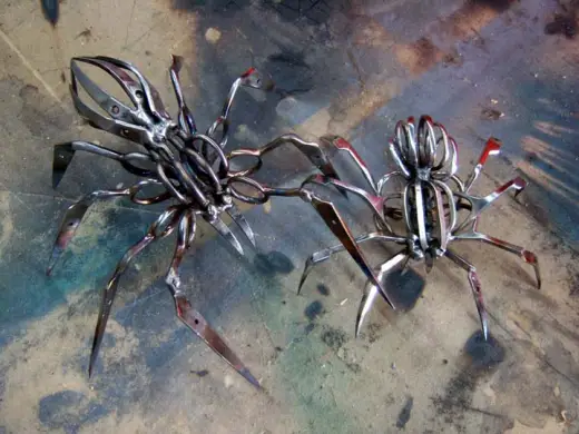 Scissor Spiders