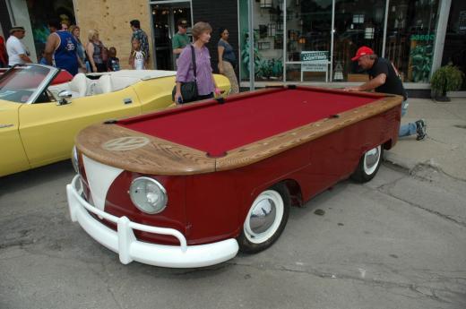 VS Bus Snooker Table