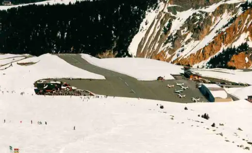 Scary Airport