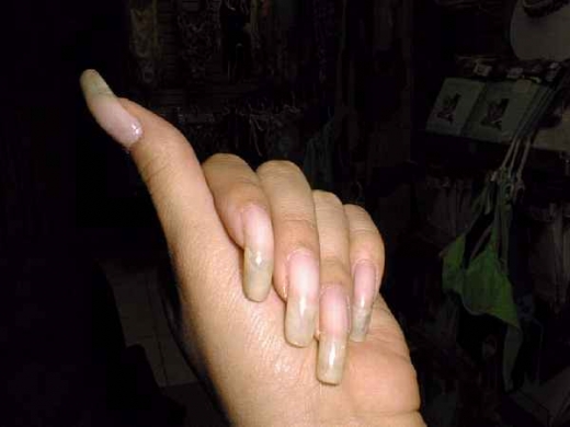 Bizarre Nails