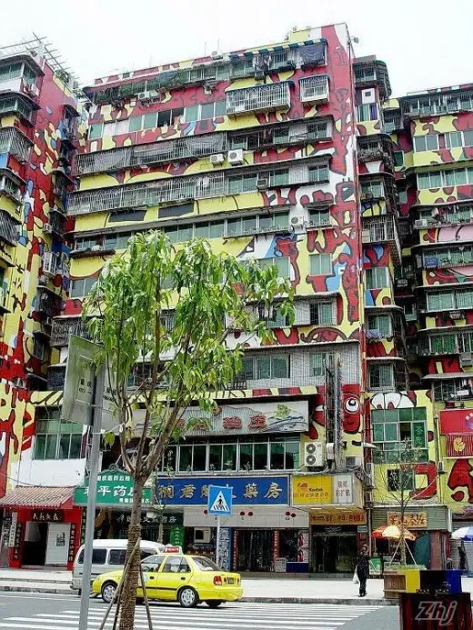 Chinese Graffiti Street