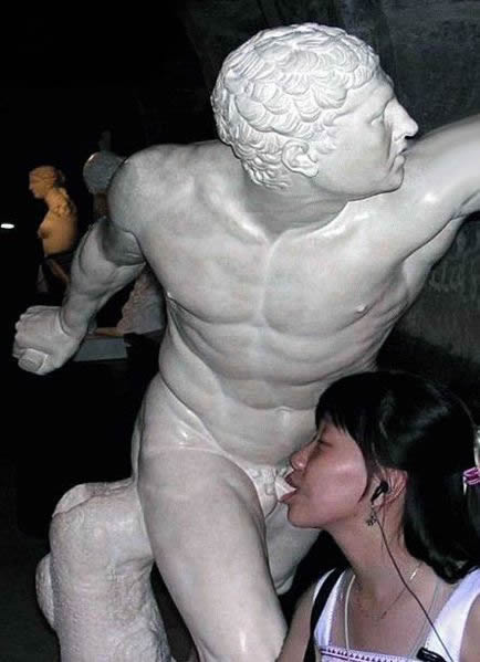 Sucking on Statue