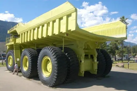 Giant Truck