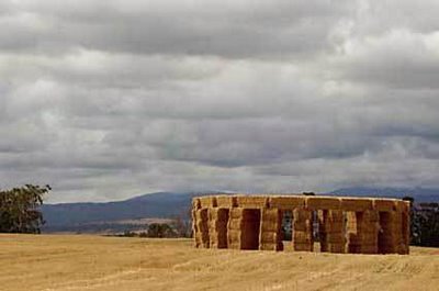 CREATIVITY WITH HAY & STRAW 