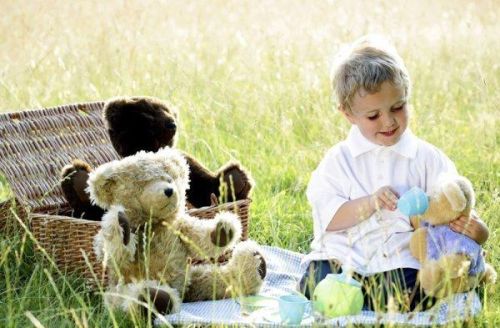 Kids and Teddy Bears