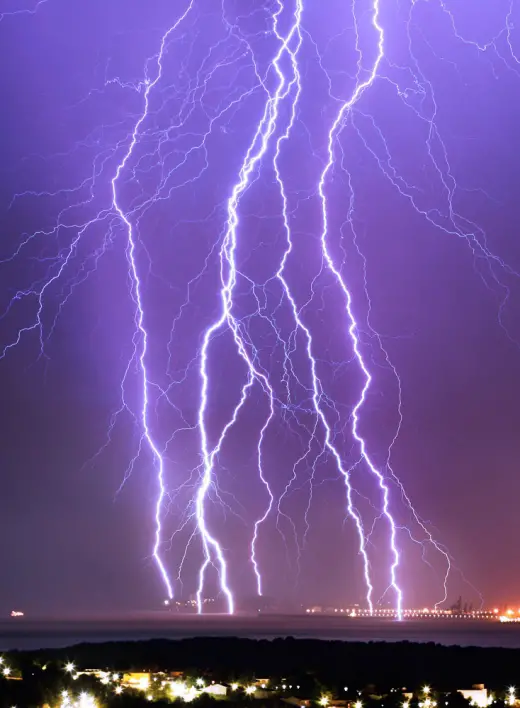 Lightning Pictures