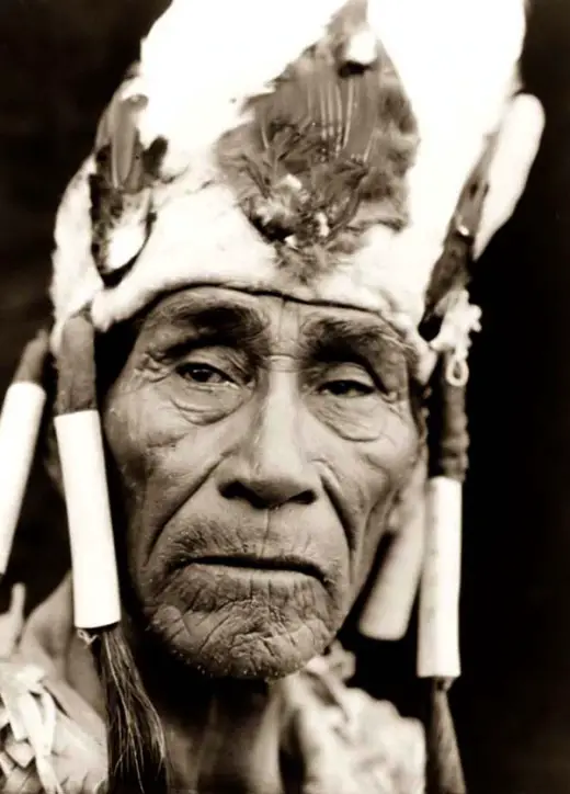 Historical Native American Pictures