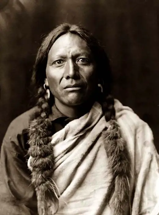 Historical Native American Pictures