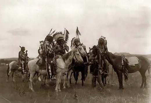 Historical Native American Pictures