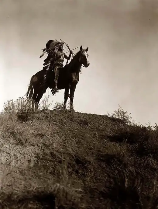 Historical Native American Pictures