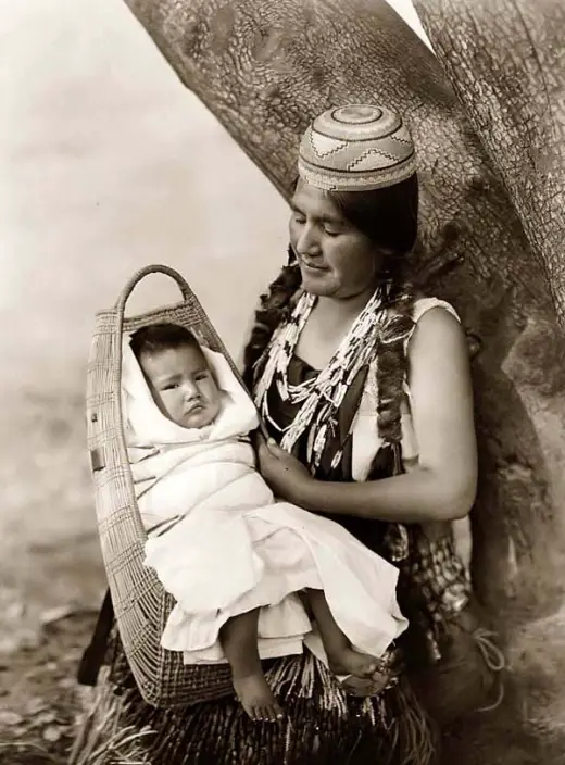 Historical Native American Pictures