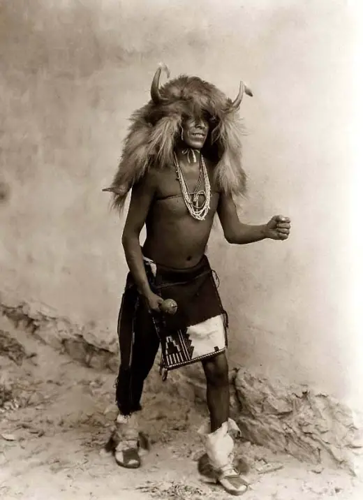 Historical Native American Pictures