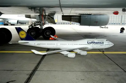 747 400 Scale Model