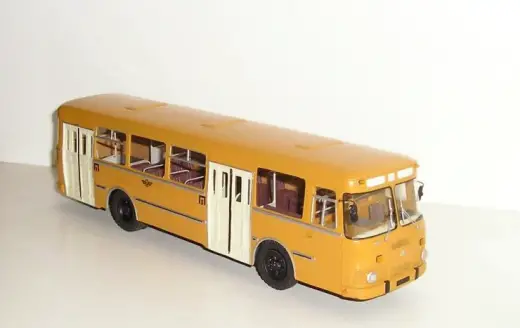 Scale Buses