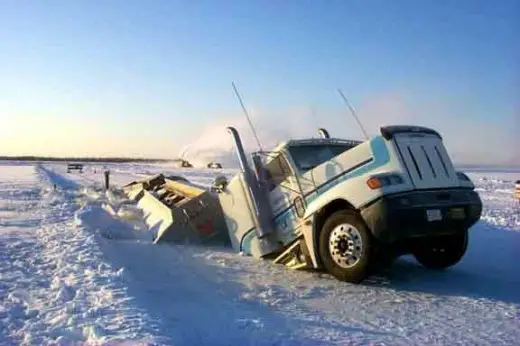 Crazy Truck Crashes